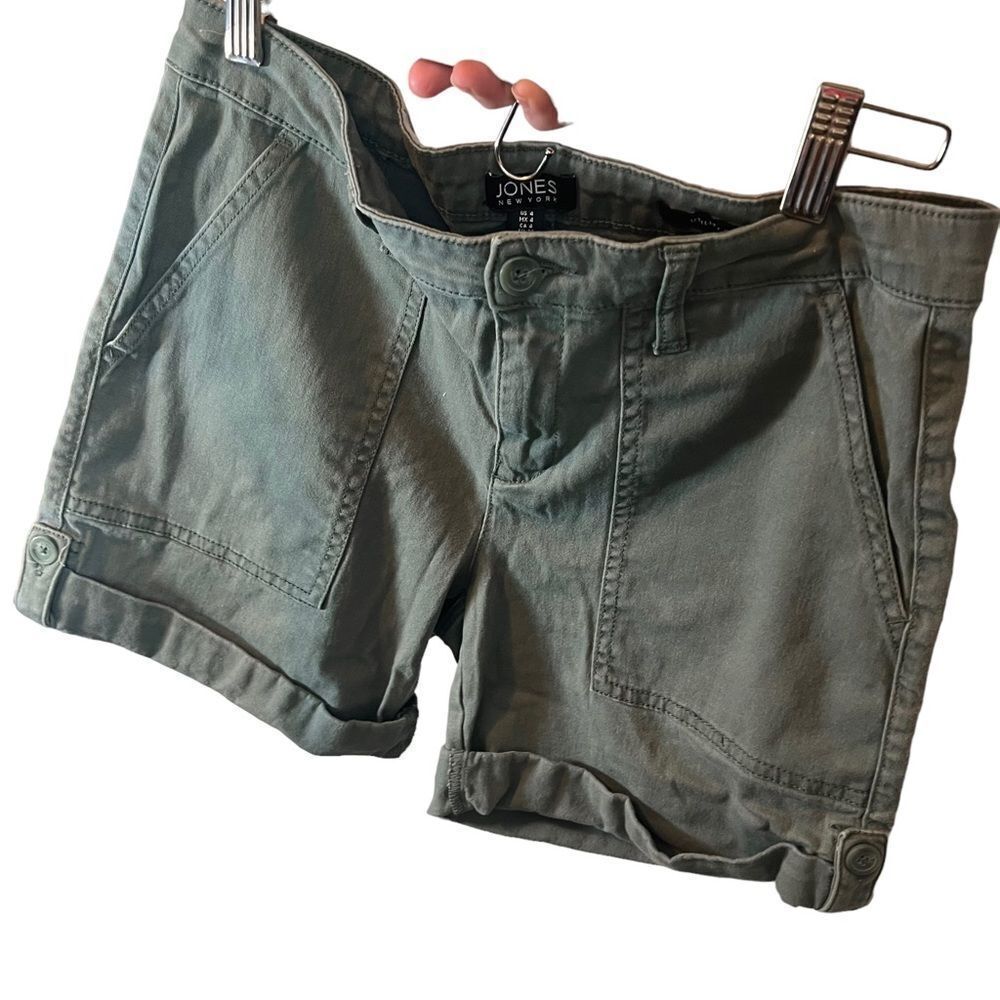 Jones New York Green Size 4 Utility Shorts Rolled Cuff with Button EUC - Picture 13 of 14